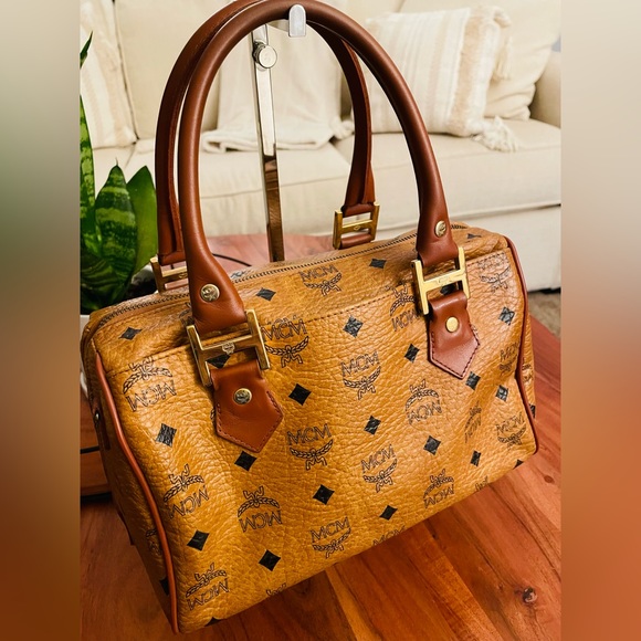 Authentic MCM cognac Boston bag - Picture 9 of 12